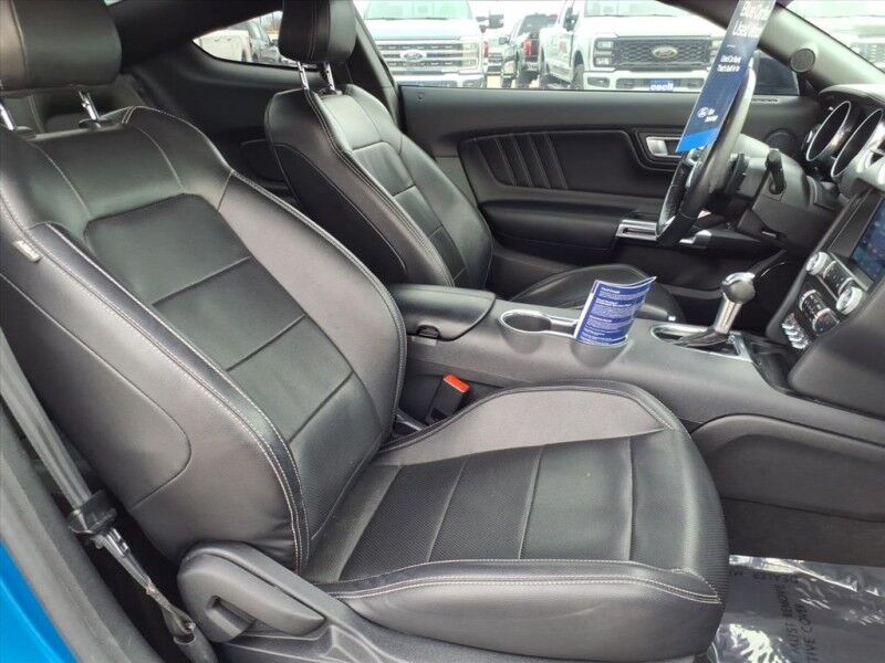 2021 Ford Mustang EcoBoost