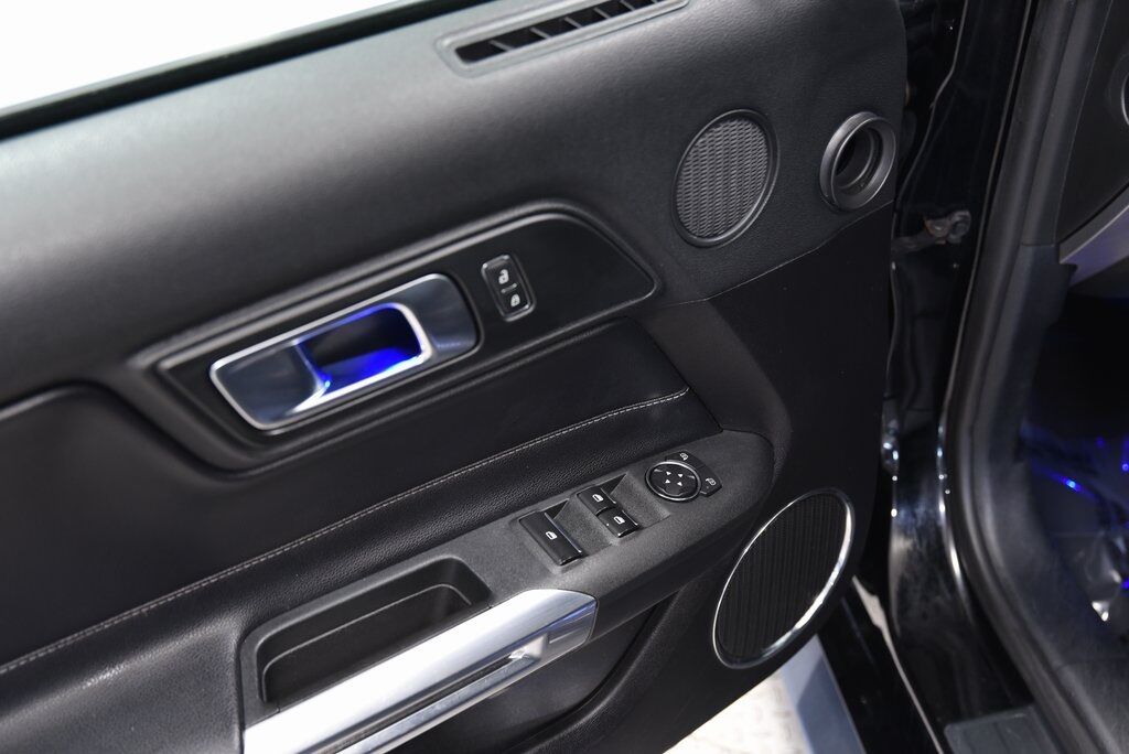 2021 Ford Mustang EcoBoost Premium Akron