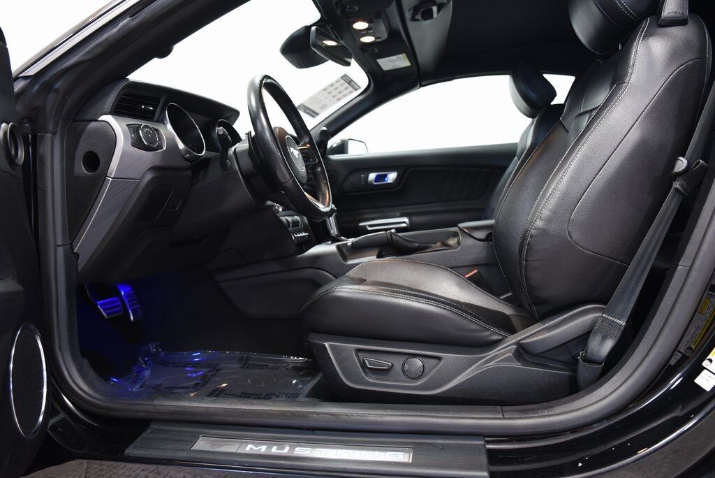 2021 Ford Mustang EcoBoost Premium Akron