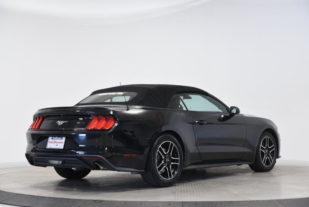 2021 Ford Mustang EcoBoost Premium Akron