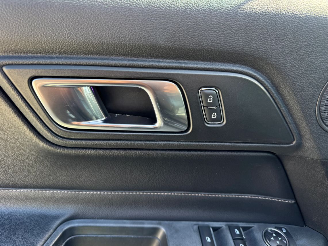 2021 Ford Mustang EcoBoost Premium Convertible 2D