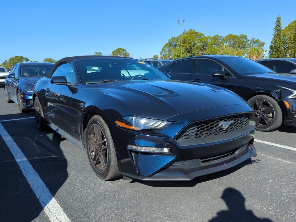 2021 Ford Mustang EcoBoost Premium Oshkosh WI
