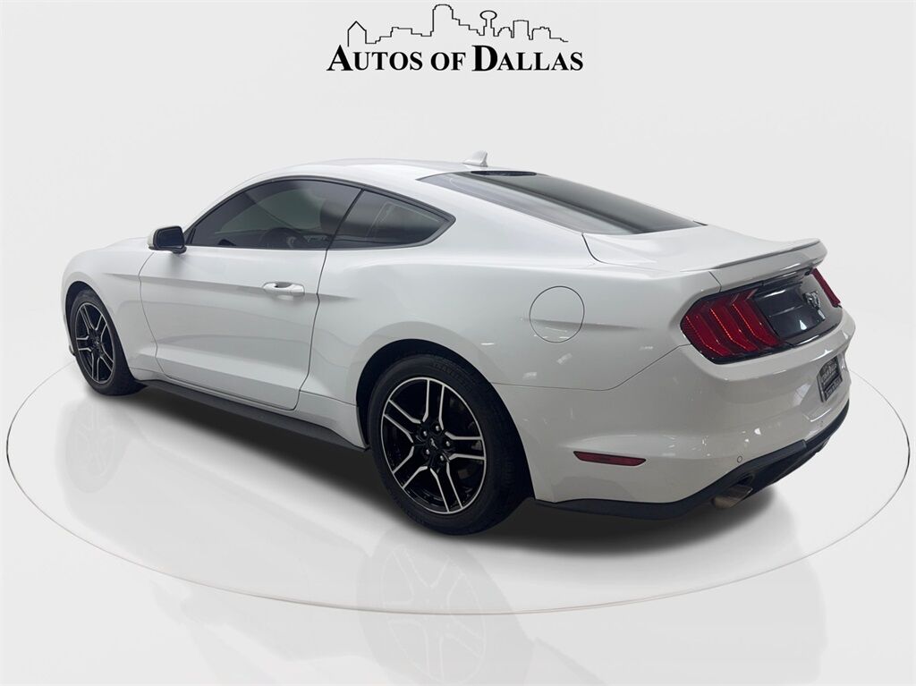 2021 Ford Mustang EcoBoost Premium photo 9
