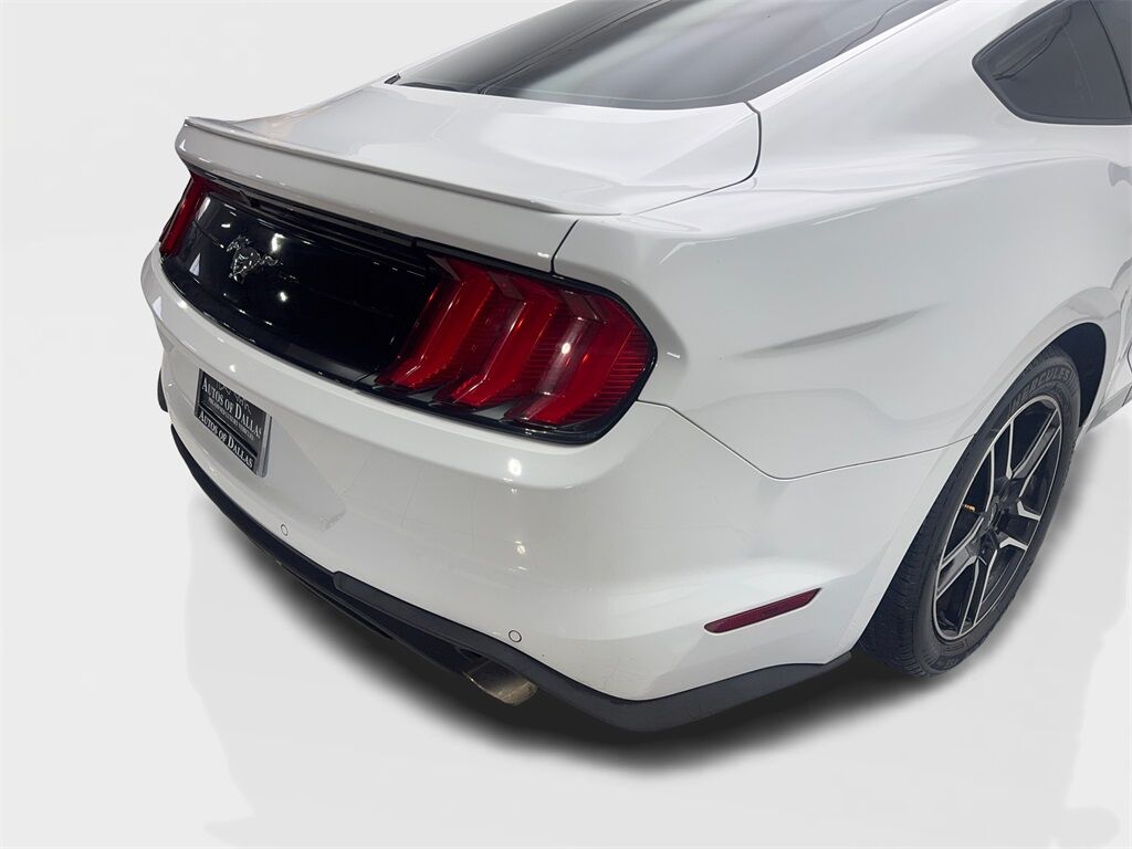 2021 Ford Mustang EcoBoost Premium photo 17