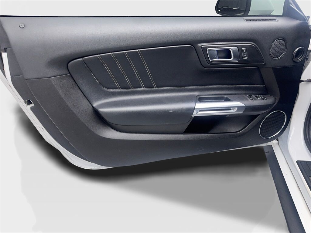 2021 Ford Mustang EcoBoost Premium photo 26