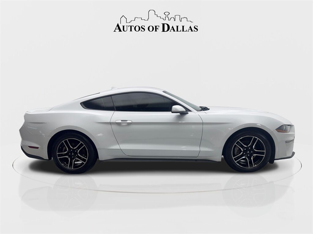 2021 Ford Mustang EcoBoost Premium photo 10