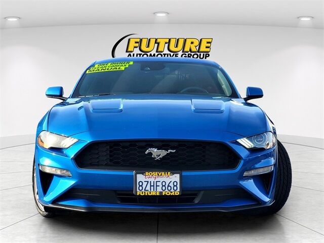 2021 Ford Mustang EcoBoost