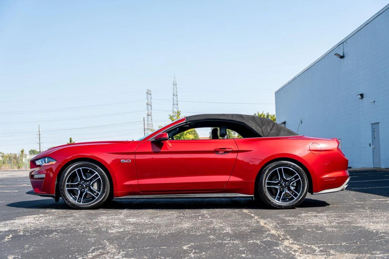 2021 Ford Mustang GT Premium Convertible 2D St. Louis MO