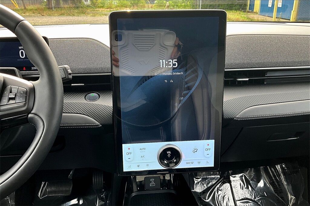 2021 Ford Mustang Mach-E Premium OR