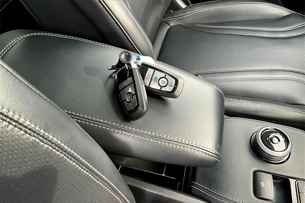 2021 Ford Mustang Mach-E Premium OR