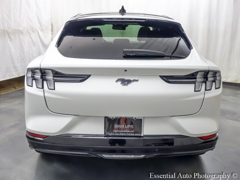 2021 Ford Mustang Mach-E Premium PRICE INCLUDES $4000 IRS TAX CREDIT!! YOU MUST QUALIFY!! Willowbrook IL