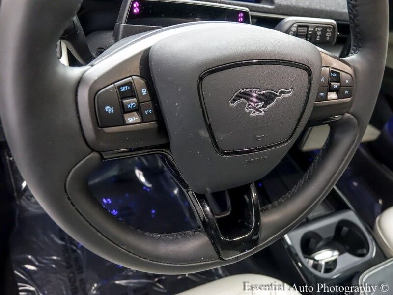 2021 Ford Mustang Mach-E Premium PRICE INCLUDES $4000 IRS TAX CREDIT!! YOU MUST QUALIFY!! Willowbrook IL