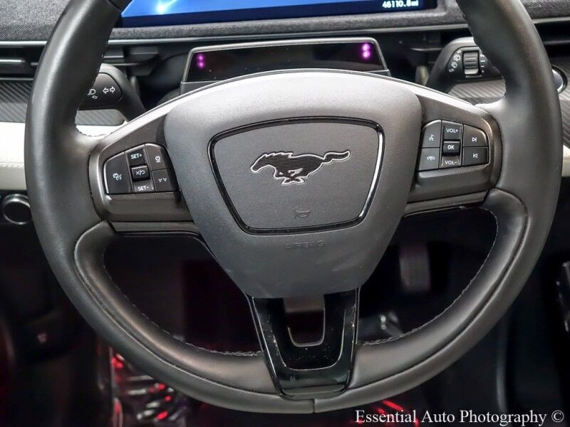 2021 Ford Mustang Mach-E Premium PRICE INCLUDES $4000 IRS TAX CREDIT!! YOU MUST QUALIFY!! Willowbrook IL