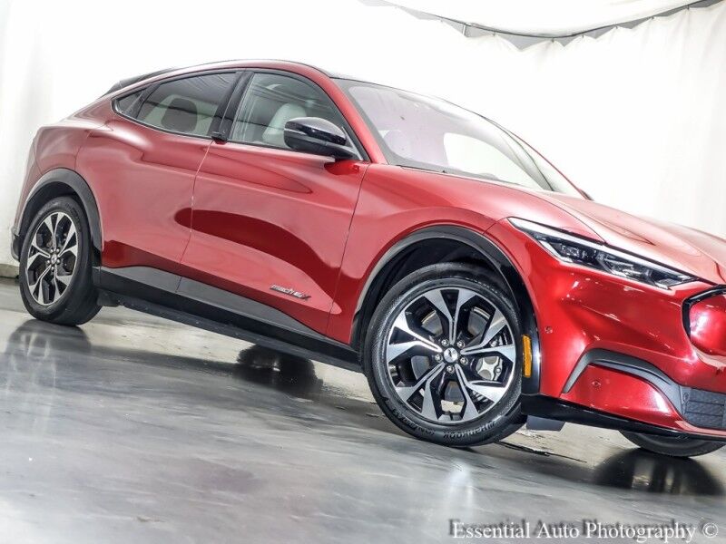 2021 Ford Mustang Mach-E Premium PRICE INCLUDES $4000 IRS TAX CREDIT!! YOU MUST QUALIFY!! Willowbrook IL