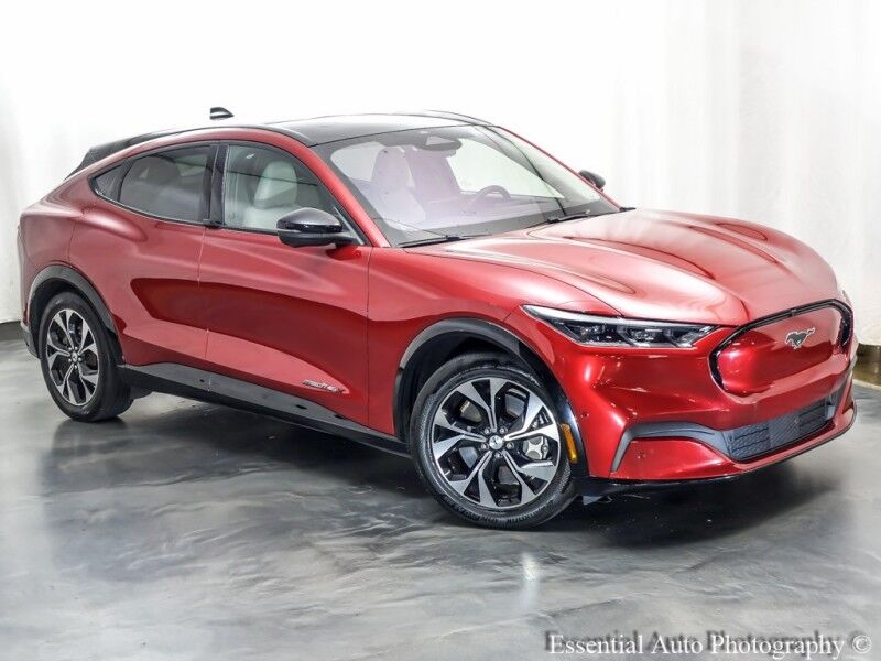 2021 Ford Mustang Mach-E Premium PRICE INCLUDES $4000 IRS TAX CREDIT!! YOU MUST QUALIFY!! Willowbrook IL