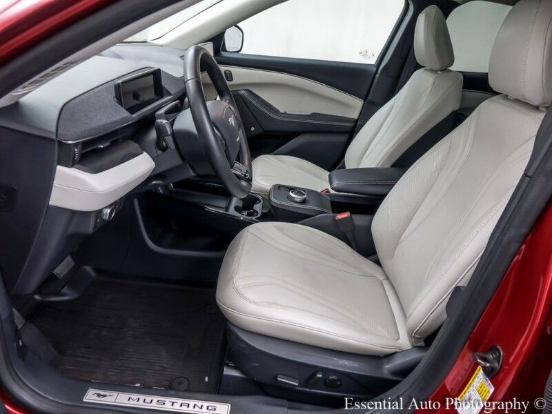 2021 Ford Mustang Mach-E Premium PRICE INCLUDES $4000 IRS TAX CREDIT!! YOU MUST QUALIFY!! Willowbrook IL