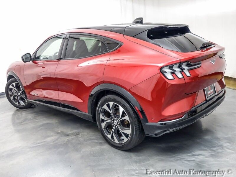2021 Ford Mustang Mach-E Premium PRICE INCLUDES $4000 IRS TAX CREDIT!! YOU MUST QUALIFY!! Willowbrook IL