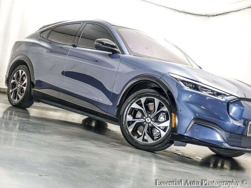 2021 Ford Mustang Mach-E Premium PRICE INCLUDES THE $4000 FED TAX CREDIT Willowbrook IL