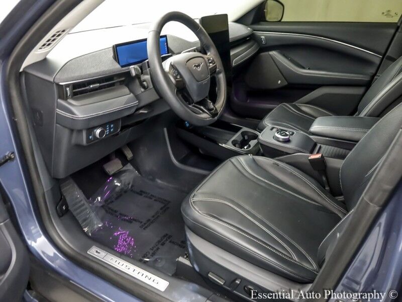 2021 Ford Mustang Mach-E Premium PRICE INCLUDES THE $4000 FED TAX CREDIT Willowbrook IL