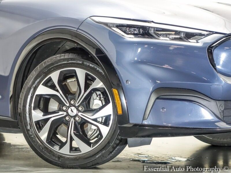 2021 Ford Mustang Mach-E Premium PRICE INCLUDES THE $4000 FED TAX CREDIT Willowbrook IL