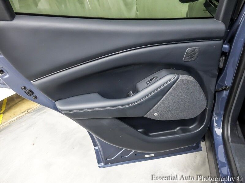 2021 Ford Mustang Mach-E Premium PRICE INCLUDES THE $4000 FED TAX CREDIT Willowbrook IL