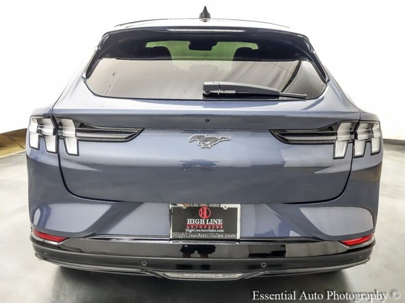 2021 Ford Mustang Mach-E Premium PRICE INCLUDES THE $4000 FED TAX CREDIT Willowbrook IL