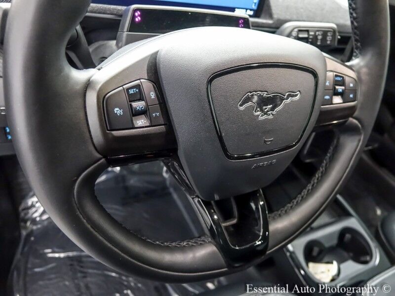 2021 Ford Mustang Mach-E Premium PRICE INCLUDES THE $4000 ILLINOIS EV TAX CREDIT Willowbrook IL