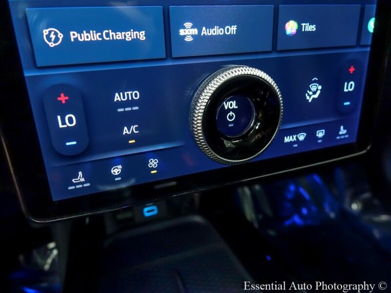 2021 Ford Mustang Mach-E Premium PRICE INCLUDES THE $4000 ILLINOIS EV TAX CREDIT Willowbrook IL