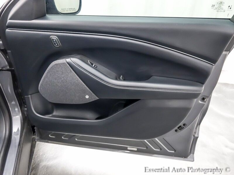 2021 Ford Mustang Mach-E Premium PRICE INCLUDES THE $4000 ILLINOIS EV TAX CREDIT Willowbrook IL