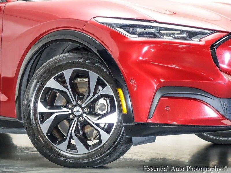 2021 Ford Mustang Mach-E Premium PRICE INCLUDES THE $4000 ILLINOIS EV TAX CREDIT Willowbrook IL