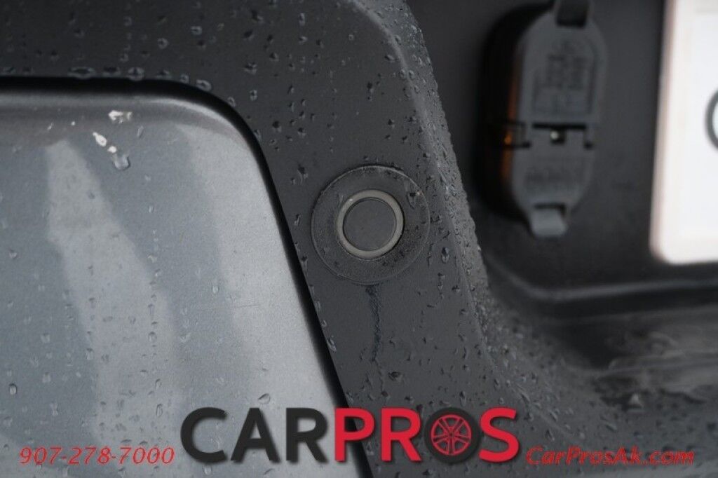 2021 Ford Ranger XLT - Crew Cab - 4X4 - Technology Pkg - Adaptive Cruise Control - Navigation - Bluetooth - Fog Lights - Lane Departure & Blind Spot Alert - Rearview Camera - Bedliner - Tonneau Cover - Tow Pkg Anchorage AK