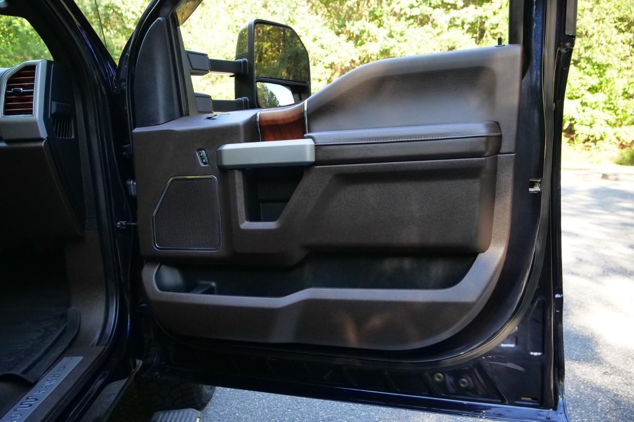 2021 Ford Super Duty F-250 King Ranch 4X4 / Ultimate Package / Trailer Tow Package Lincolnton NC