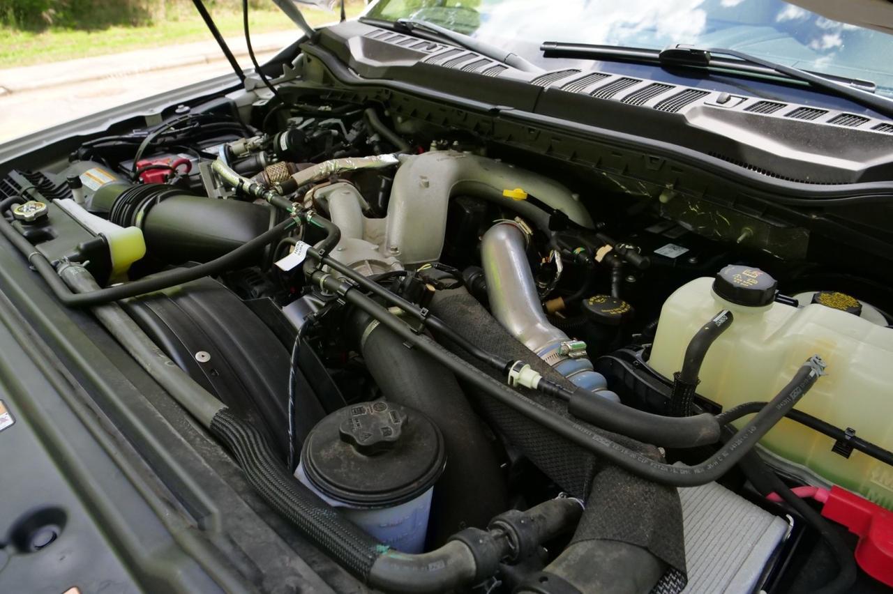 2021 Ford Super Duty F-250 LARIAT 4X4 / V8 Diesel / Ultimate Package! Lincolnton NC