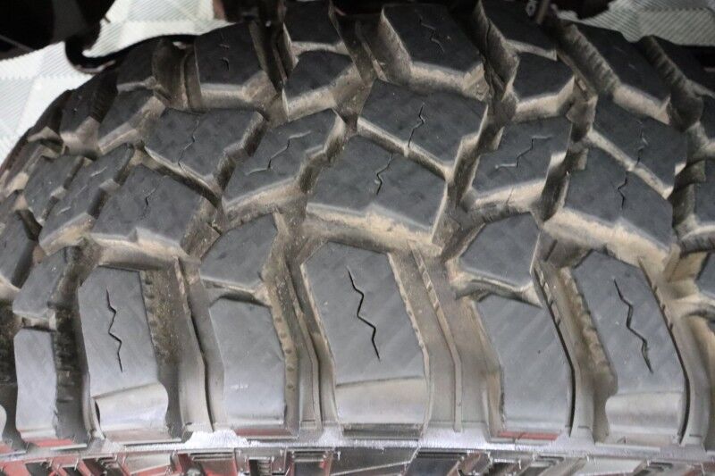 2021 Ford Super Duty F-250 LARIAT 6.7L Diesel 20in Fuel Wheels 37in Tires FREE WARRANTY Arlington TX