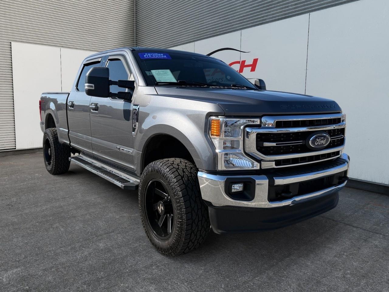 2021 Ford Super Duty F-250 SRW LARIAT, HEATED/VENTILATED SEATS, APPLE CARPLAY/ANDROID AUTO, POWER SLIDING REAR WINDOW, TOW HOOKS, TOW PACKAGE, B&O SPEAKERS, POWER/HEATED MIRRORS, BACKUP CAMERA, COME AND TEST DRIVE THIS FORD F-250 TODAY!