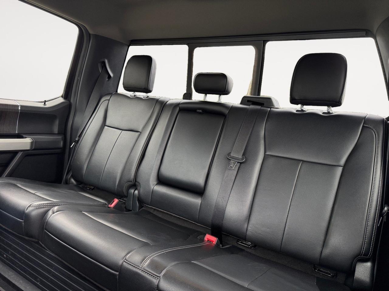2021 Ford Super Duty F-250 SRW LARIAT, TREMOR PACKAGE, HEATED & AC SEATS, B&O AUDIO, NAVIGATION, REMOTE START, KEYLESS ENTRY, TOW PACKAGE, CLEAN CARFAX, READY FOR WORK OR PLAY, THIS TRUCK IS A BEAST, COME SEE IT TODAY!!! Norfolk VA