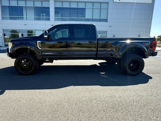2021 Ford Super Duty F-350 DRW LARIAT Black Widow Edition Spokane WA