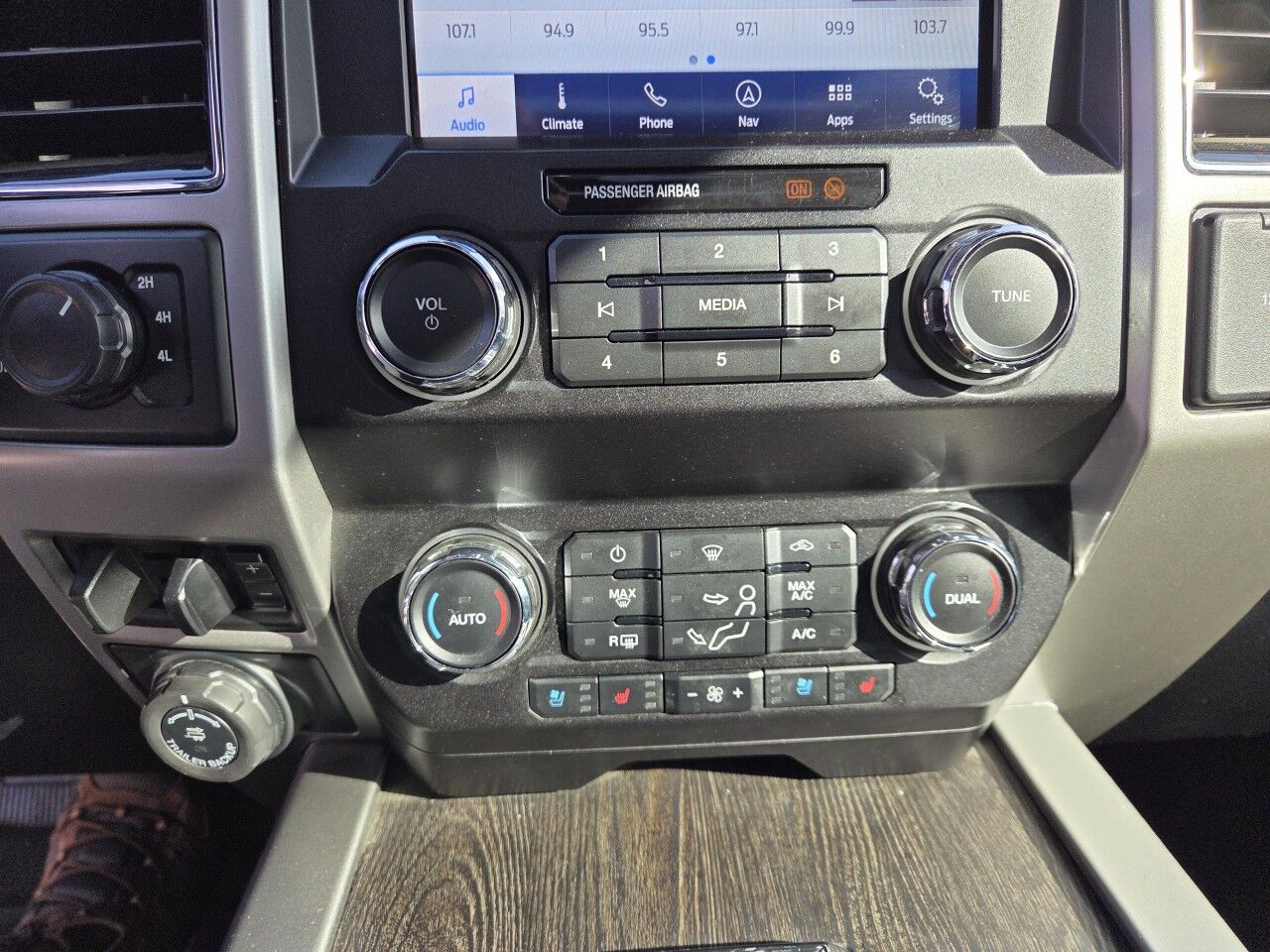 2021 Ford Super Duty F-350 SRW LARIAT Charlton MA