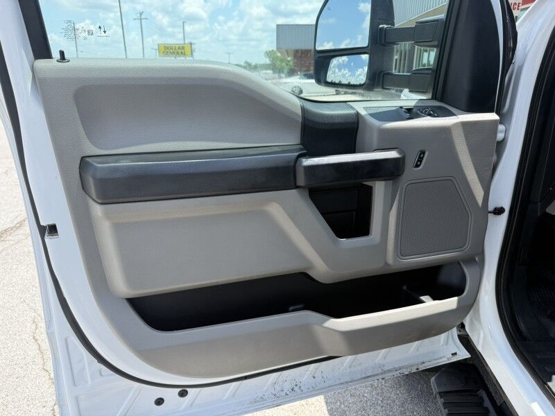 2021 Ford Super Duty F-550 7.3L V8 Flatbed XL Collinsville OK