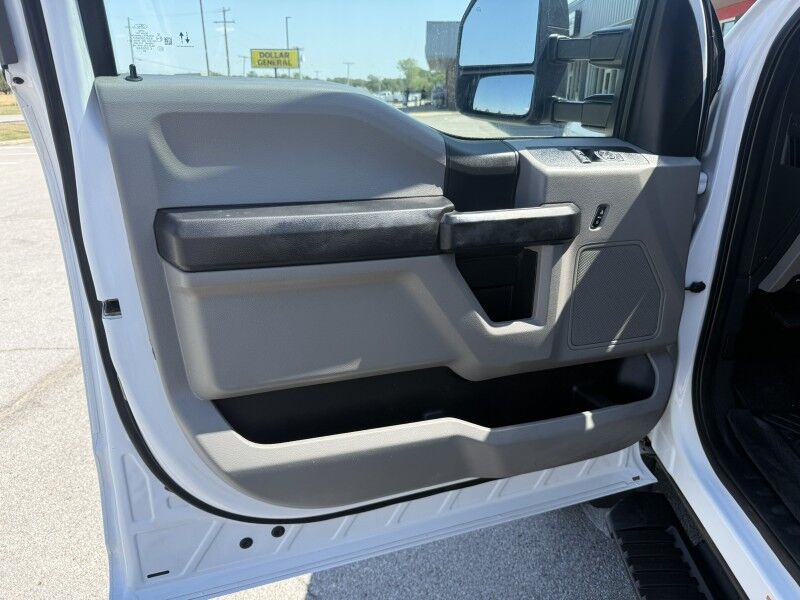 2021 Ford Super Duty F-550 7.3L V8 Flatbed XL Collinsville OK