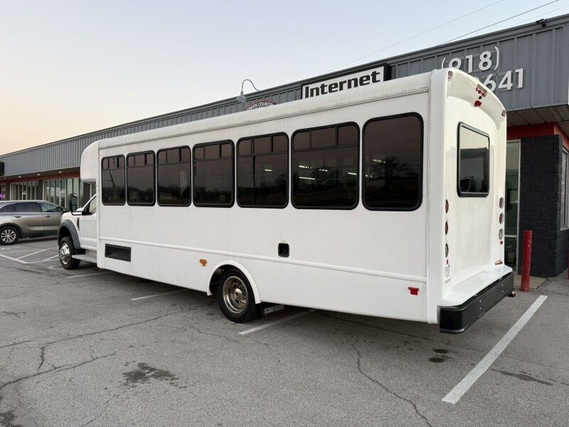2021 Ford Super Duty F-550 Bus 12k mi's XLT Collinsville OK