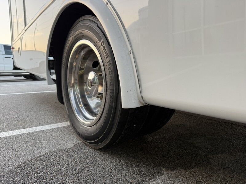 2021 Ford Super Duty F-550 Bus 12k mi's XLT Collinsville OK