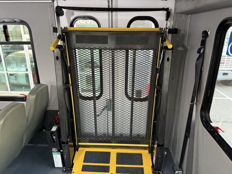 2021 Ford Super Duty F-550 Bus 12k mi's XLT Collinsville OK