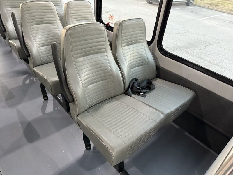 2021 Ford Super Duty F-550 Bus 12k mi's XLT Collinsville OK