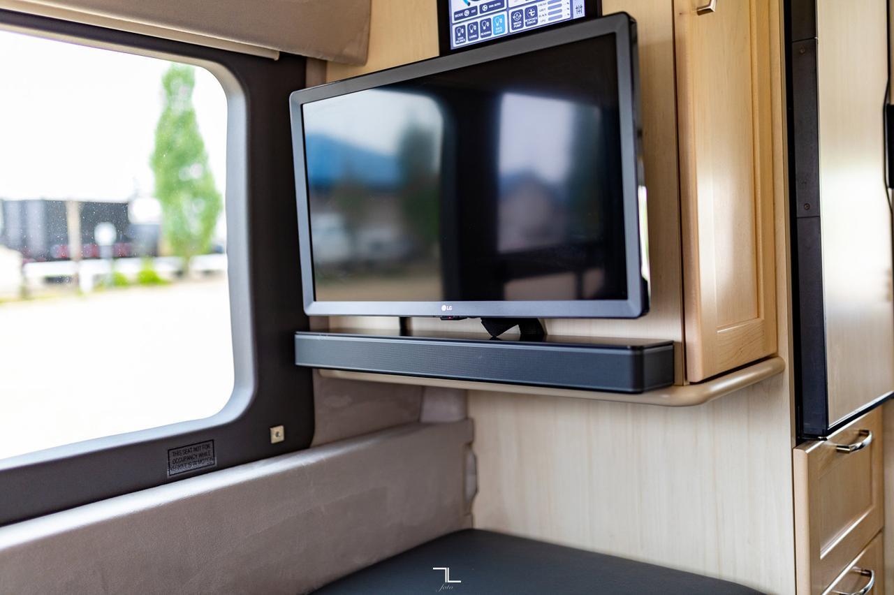 2021 Ford T-250 High Roof Pleasure Way OnTour 2.0 Leather Nav Red Deer AB