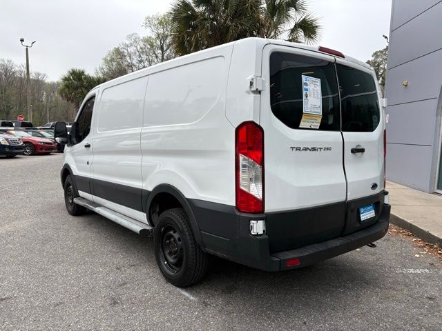 2021 Ford Transit-250 Base