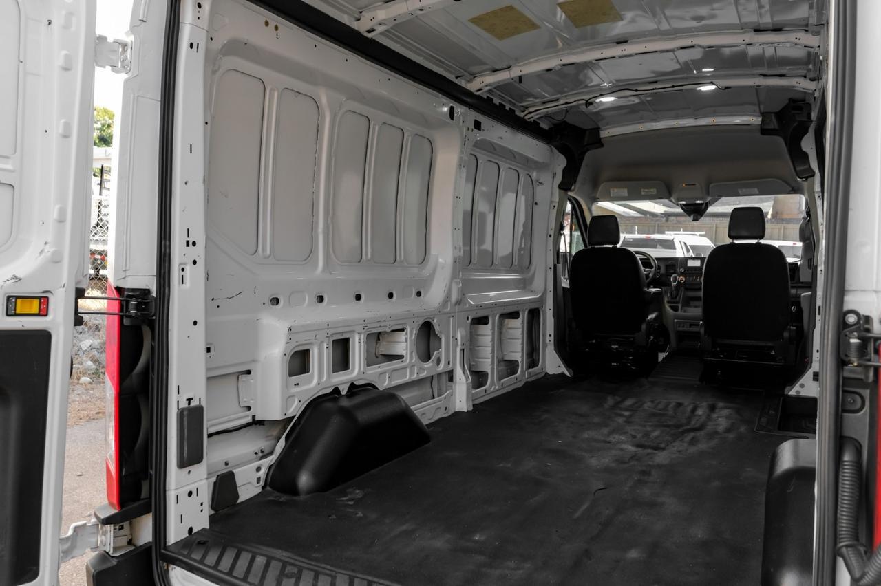 2021 Ford Transit Cargo Van photo 37