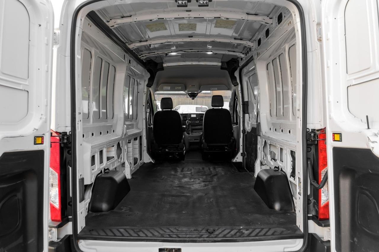 2021 Ford Transit Cargo Van photo 38
