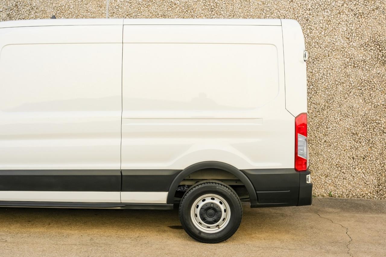 2021 Ford Transit Cargo Van photo 15
