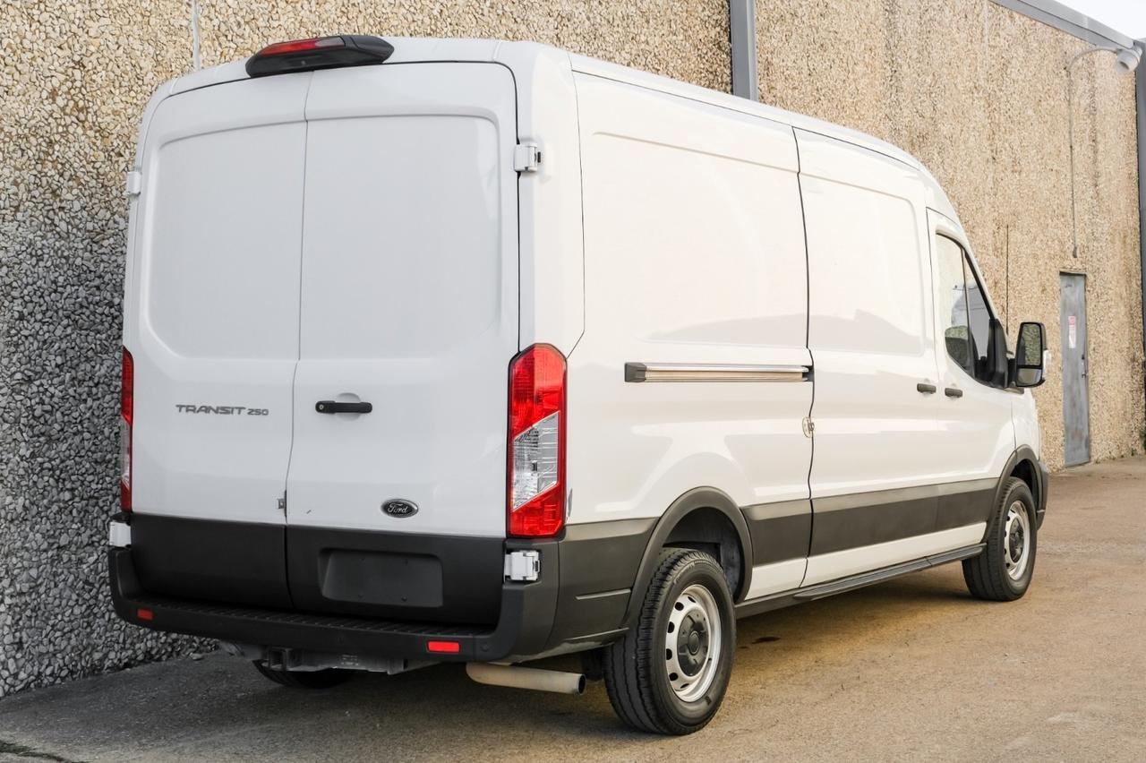 2021 Ford Transit Cargo Van photo 8